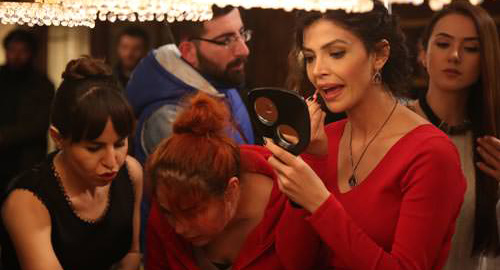 Kertenkele dizisinde oyuncular set ekibi oldu!