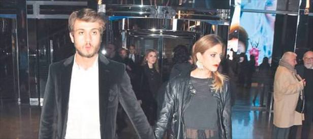 Aras Bulut İynemli aşkını ilan etti!