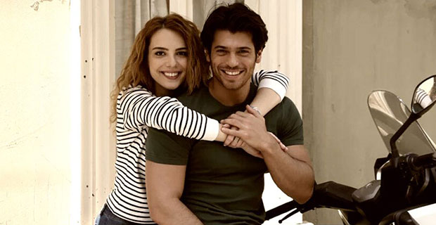 Başrol oyuncusu Hangimiz Sevmedik dizisinden ayrıldı