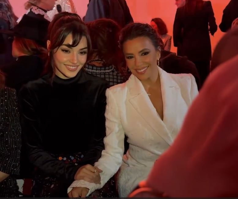 Hande Erçel Hem Ekranda Hem Moda Dünyasında Parlıyor