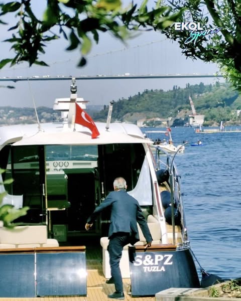 Fenerbahçe Teknik Direktörlüğü İçin İsmail Kartal Haberi: İlk Fotoğraflar Ortaya Çıktı