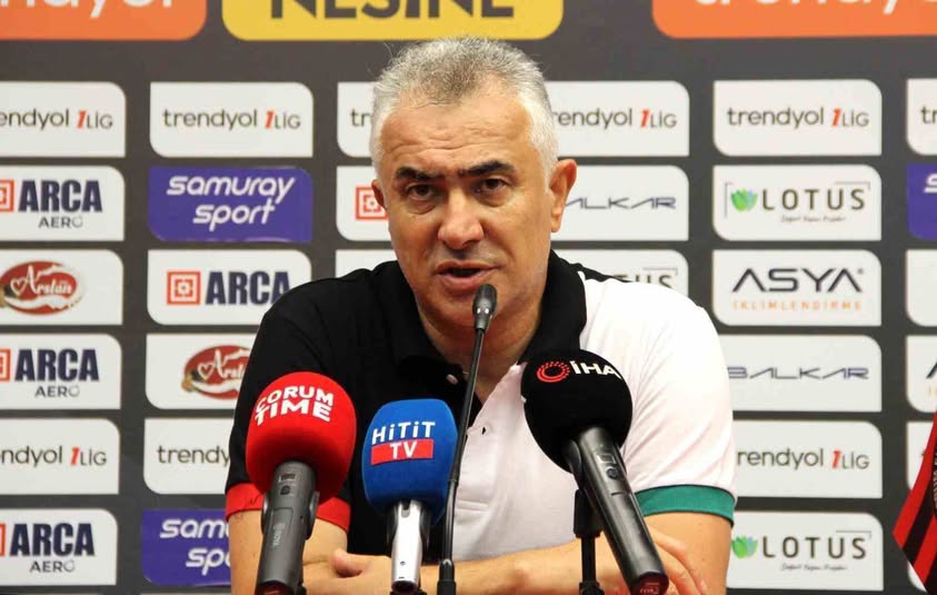 Sivasspor, Yeni Teknik Direktörü Mehmet Altıparmak ile Anlaştı