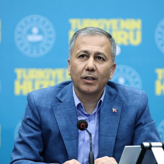 Balıkesir’de Meydana Gelen Depremde 3 Bina ve 1 Dükkan Yıkıldı